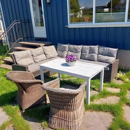 4 Bedrooms, Big Garden, *