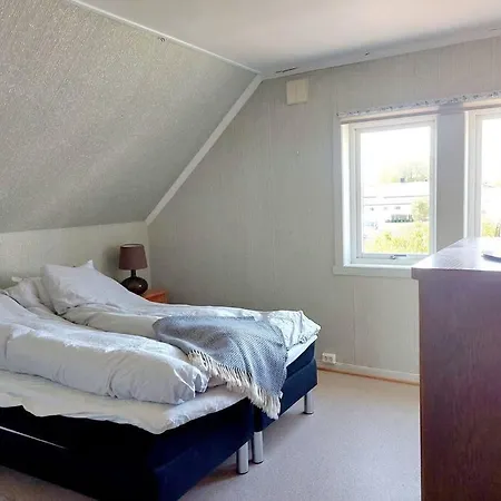 4 Bedrooms, Big Garden, فندق *