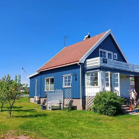 فندق 4 Bedrooms, Big Garden, *